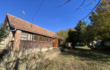 Eladó családi ház