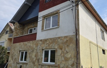 Eladó családi ház