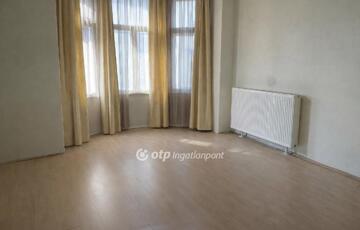 Eladó lakás