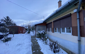 Eladó családi ház
