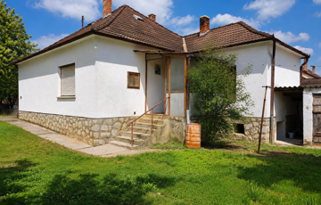 Eladó családi ház