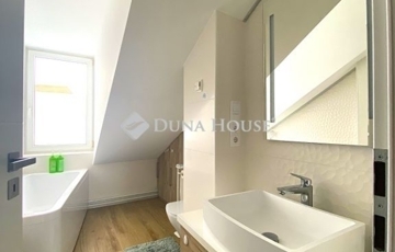 Eladó lakás