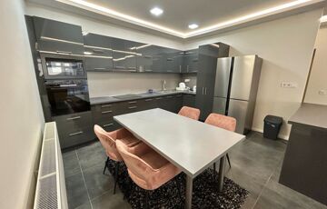 Kiadó családi ház