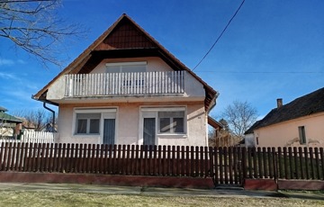 Eladó családi ház