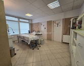 Eladó iroda/üzlethelyiség Szeged 65 000 000 Ft