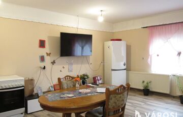 Eladó családi ház