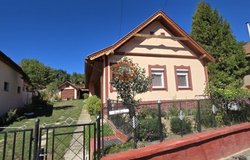 Eladó családi ház