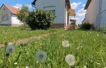 Eladó családi ház