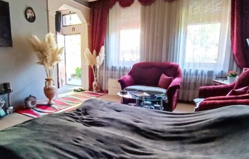 Eladó családi ház