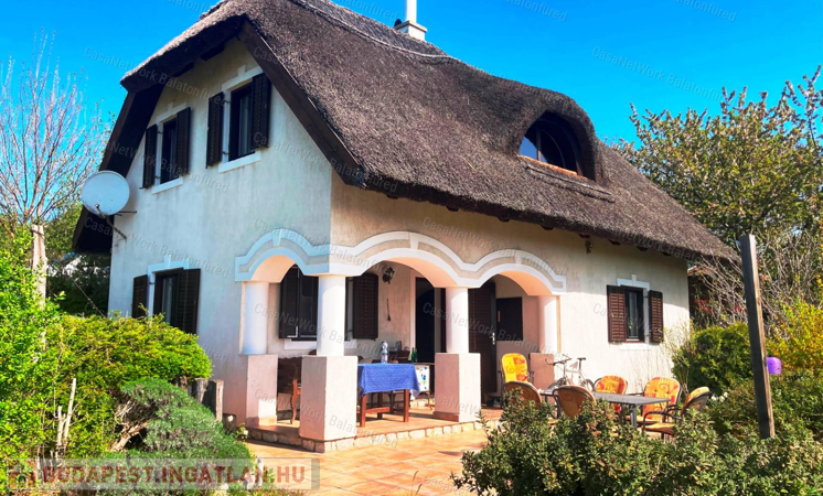 Mesés nyaraló Lovason                                 