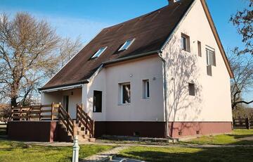 Eladó családi ház