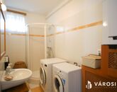 Eladó családi ház Abda 200 000 000 Ft