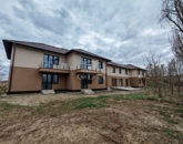 Eladó családi ház Pécel 530 000 000 Ft