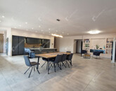 Eladó családi ház Komárom 680 000 000 Ft