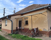 Eladó családi ház Ács 47 500 000 Ft