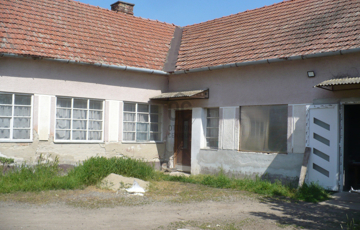 Eladó családi ház