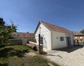 Eladó családi ház, bisztró, vendégház, pajta, istálló Vöröstón