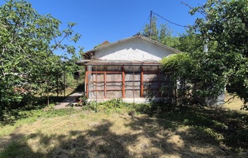 Eladó családi ház