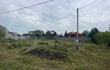 Eladó telek/földterület