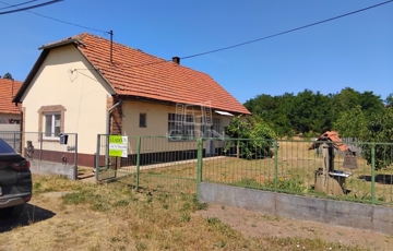 Eladó családi ház