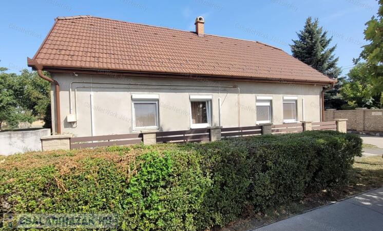 Eladó családi ház Jánoshidán                                 