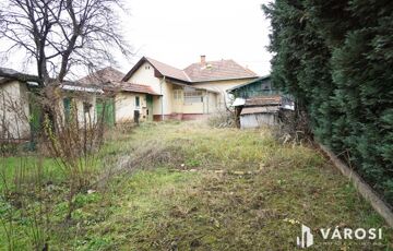 Eladó családi ház