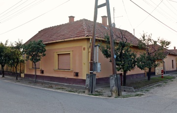 Eladó családi ház