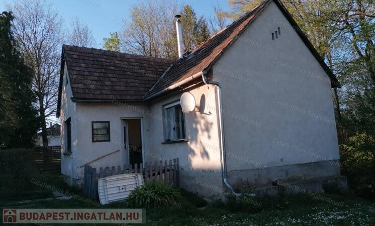 Patakparti ház a Bakonyban!                                 