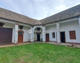 Eladó családi ház Majs 30 900 000 Ft