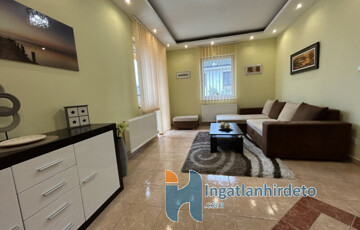 Eladó családi ház