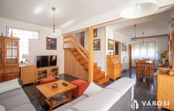 Eladó családi ház