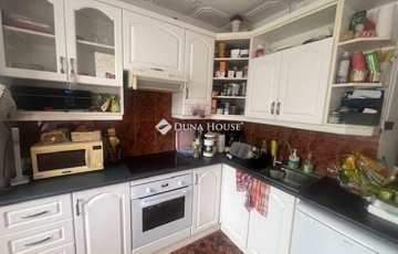Eladó lakás