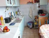 53 m²-es, 2 szoba + hallos lakás Oroszlányon!