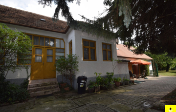 Eladó családi ház