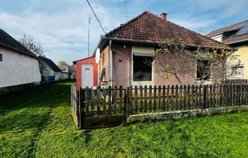 Eladó családi ház