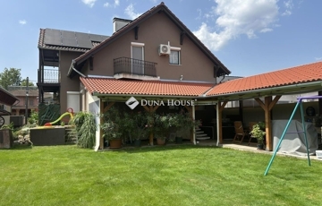 Eladó családi ház