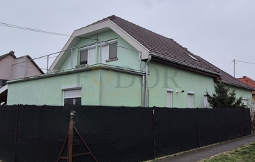 Eladó családi ház