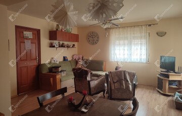 Kiadó családi ház