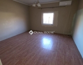 Eladó családi ház Cegléd 25 600 000 Ft