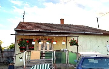 Eladó családi ház