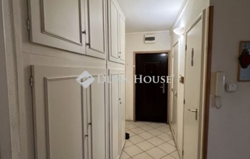 Eladó lakás