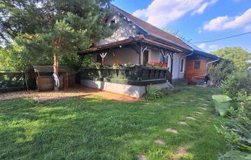 Eladó családi ház