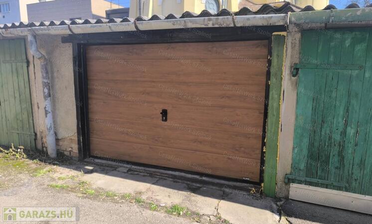 Szolnok belvárosi 17m2-es garázs kiadó!                                 