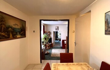 Eladó családi ház