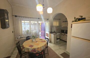 Eladó családi ház