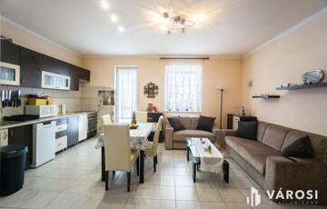 Eladó családi ház