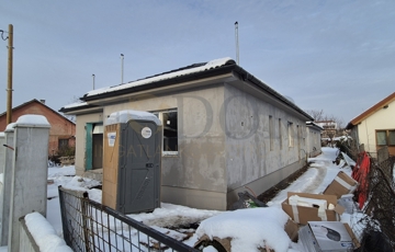 Eladó családi ház