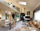 Eladó családi ház Üröm 219 900 000 Ft