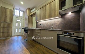 Eladó lakás