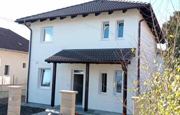 Eladó családi ház